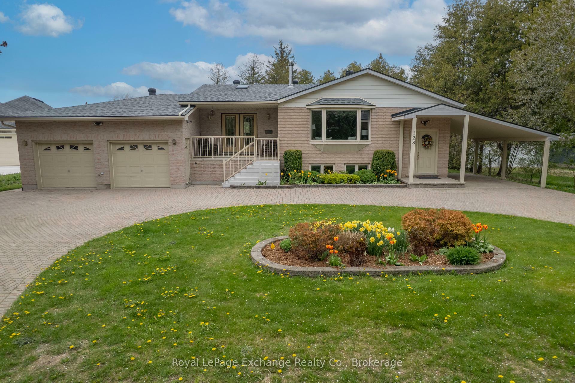 128 Waterloo Street  Huron-Kinloss ON N2Z 0C7 photo