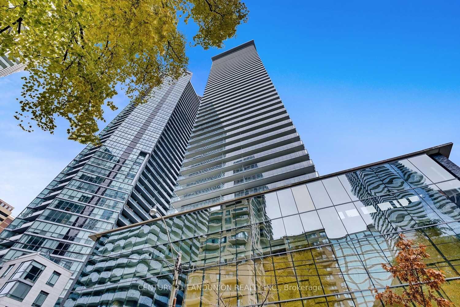 Property Photo: 33 Charles Street E 601 ON M4Y 1R9