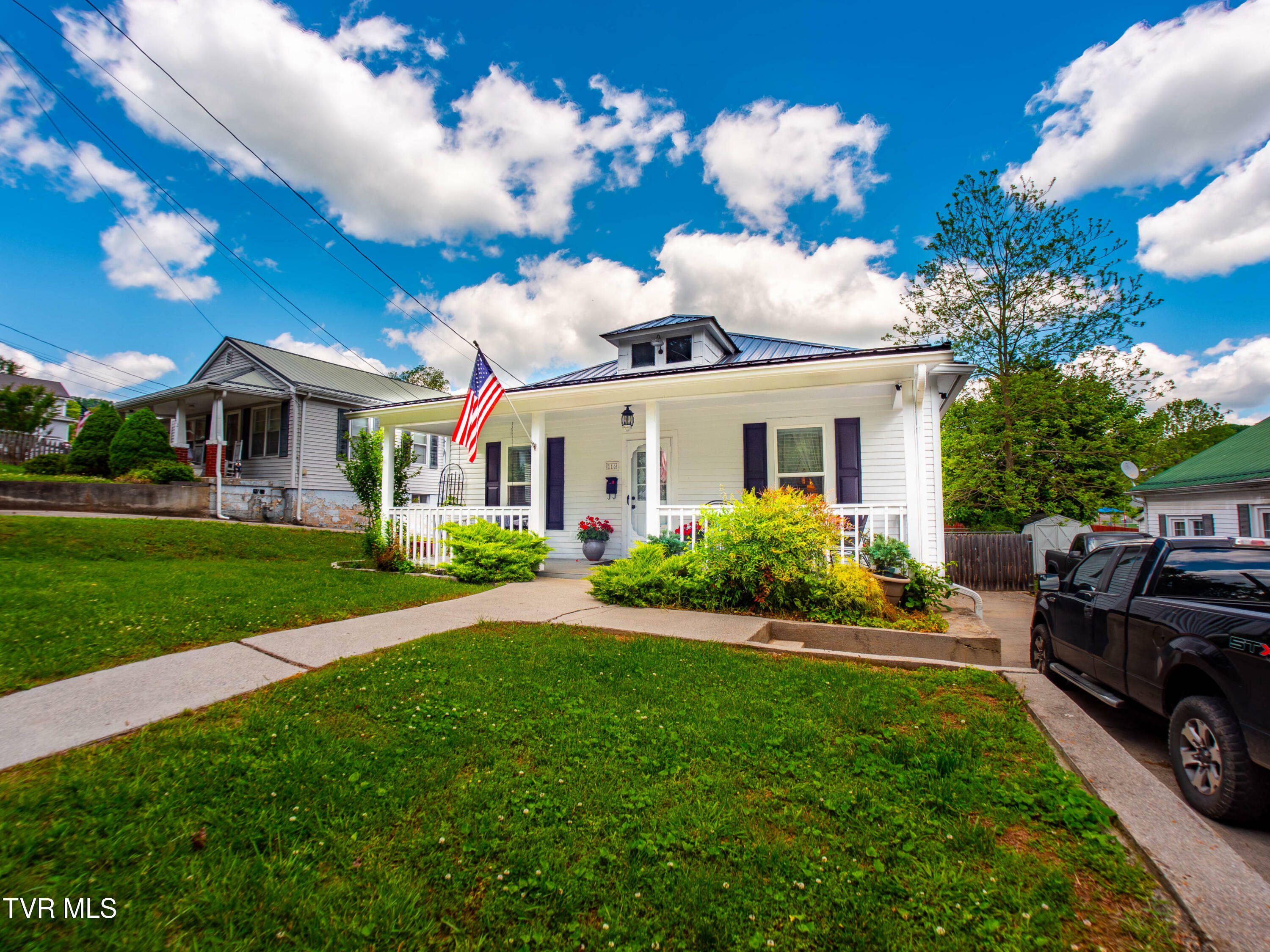 Property Photo: 116 Huffmaster Street TN 37857