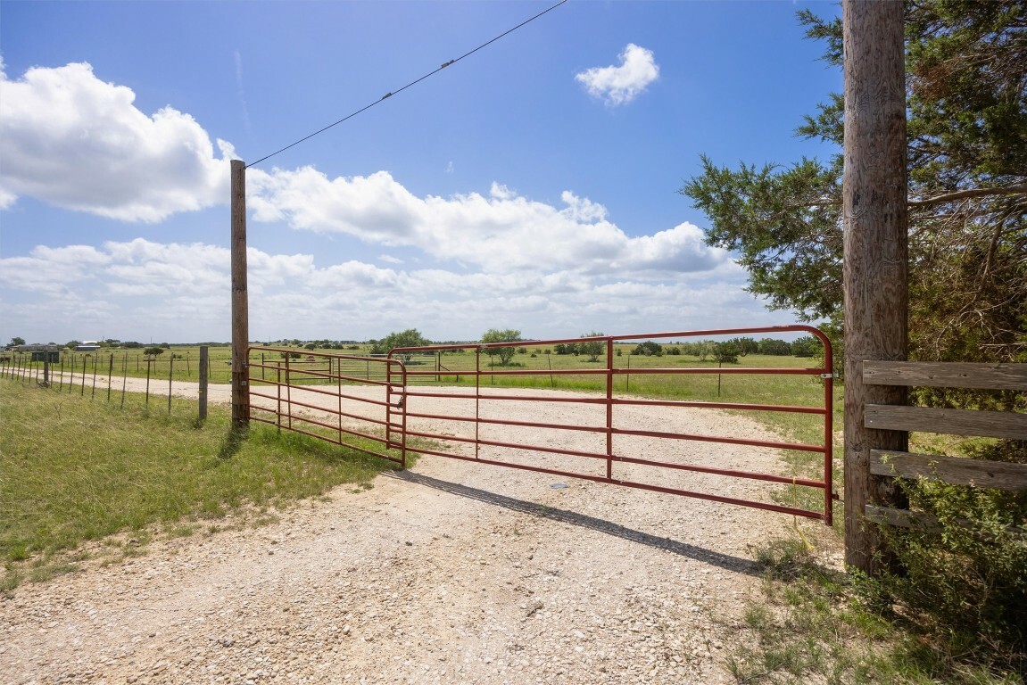 Property Photo: 2481 County Road 224 TX 76527