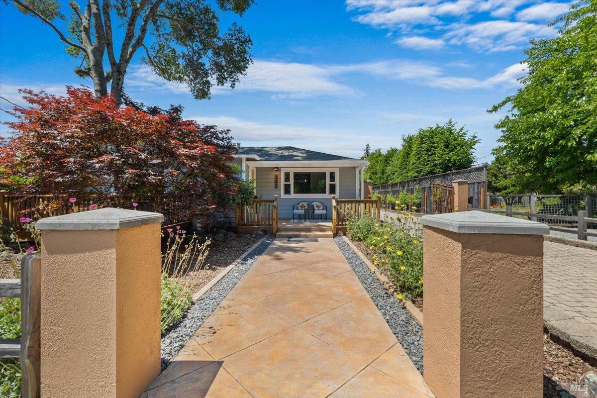 Property Photo: 107 1st Street CA 95448