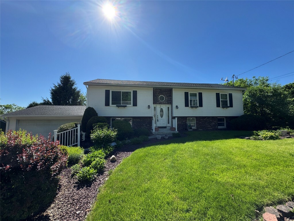 829 Rosewood Terrace  Endwell NY 13760 photo