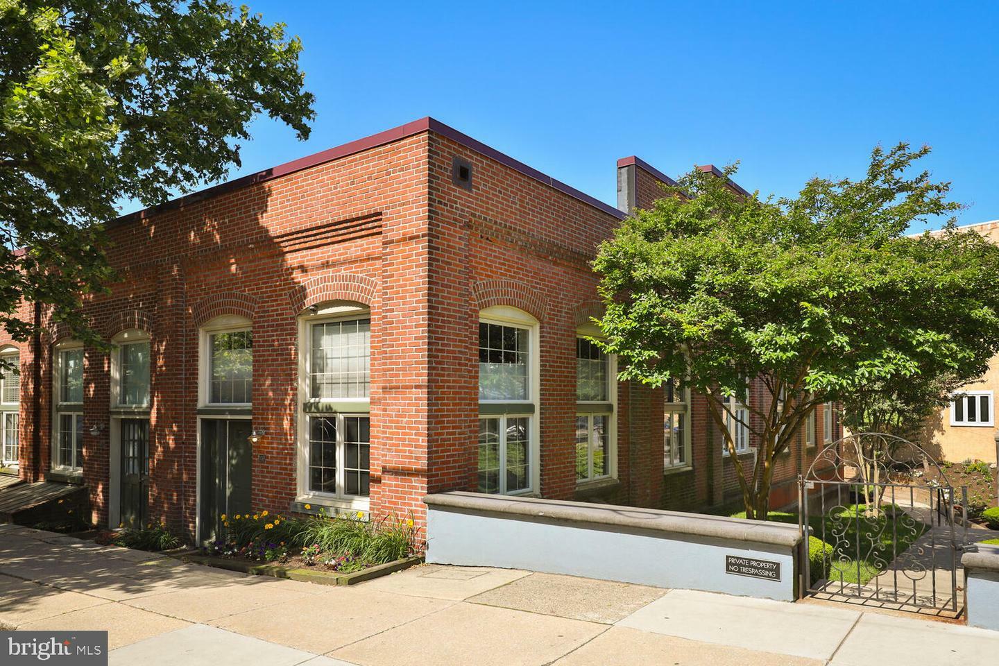 Property Photo: 844 N 29th Street 846 108 PA 19130