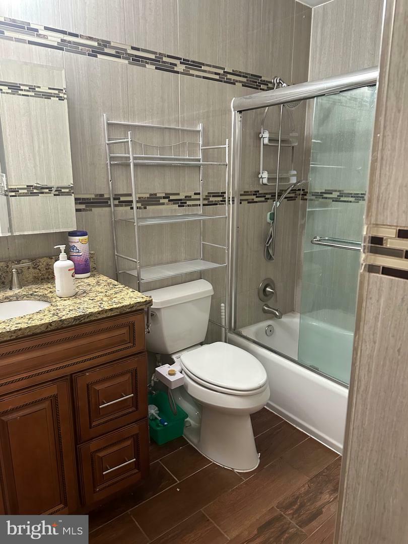 Property Photo: 4128 Point Hollow Lane VA 22033