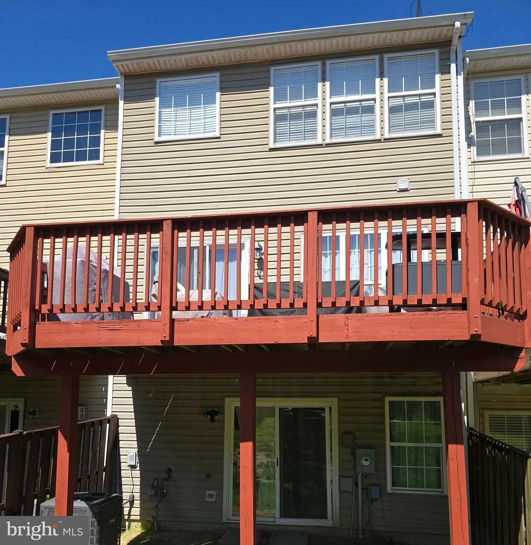 Property Photo: 142 Arla Court VA 22554