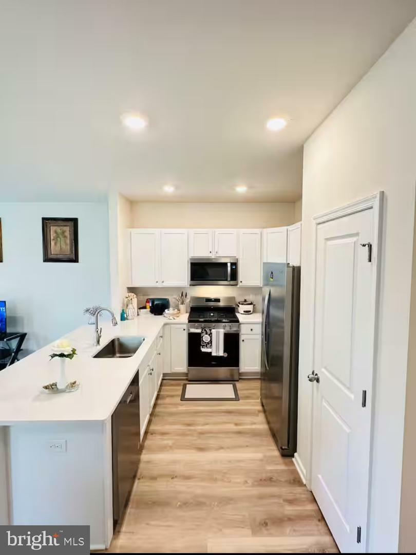 Property Photo: 624 Benjamin Court NJ 08232
