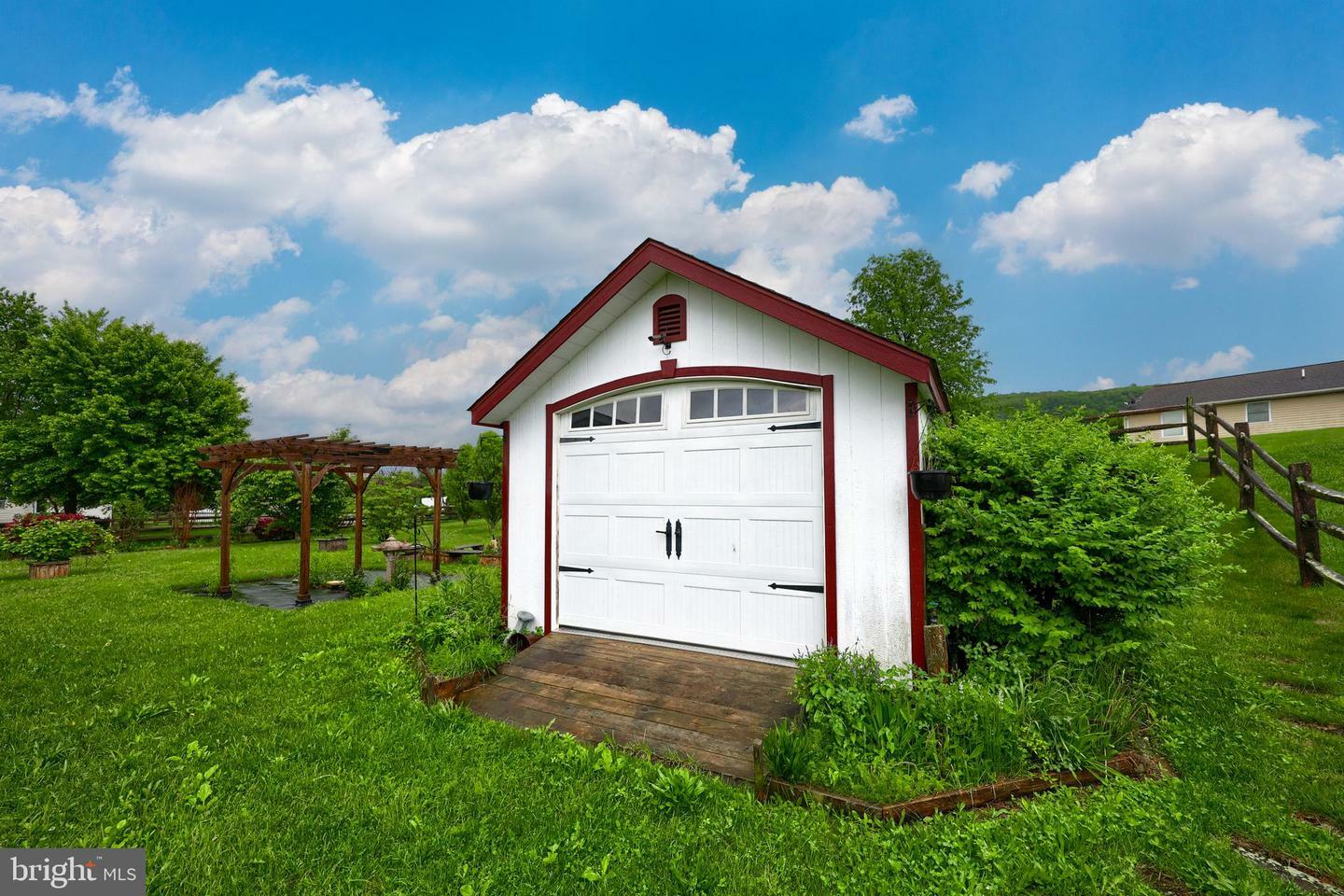 Property Photo: 27 Eagle View Drive PA 17073