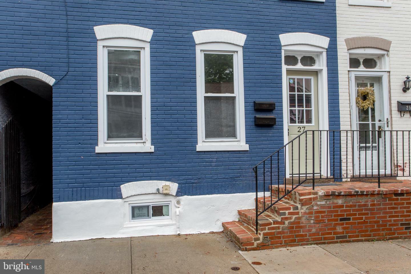 Property Photo: 27 Swan Street NJ 08530