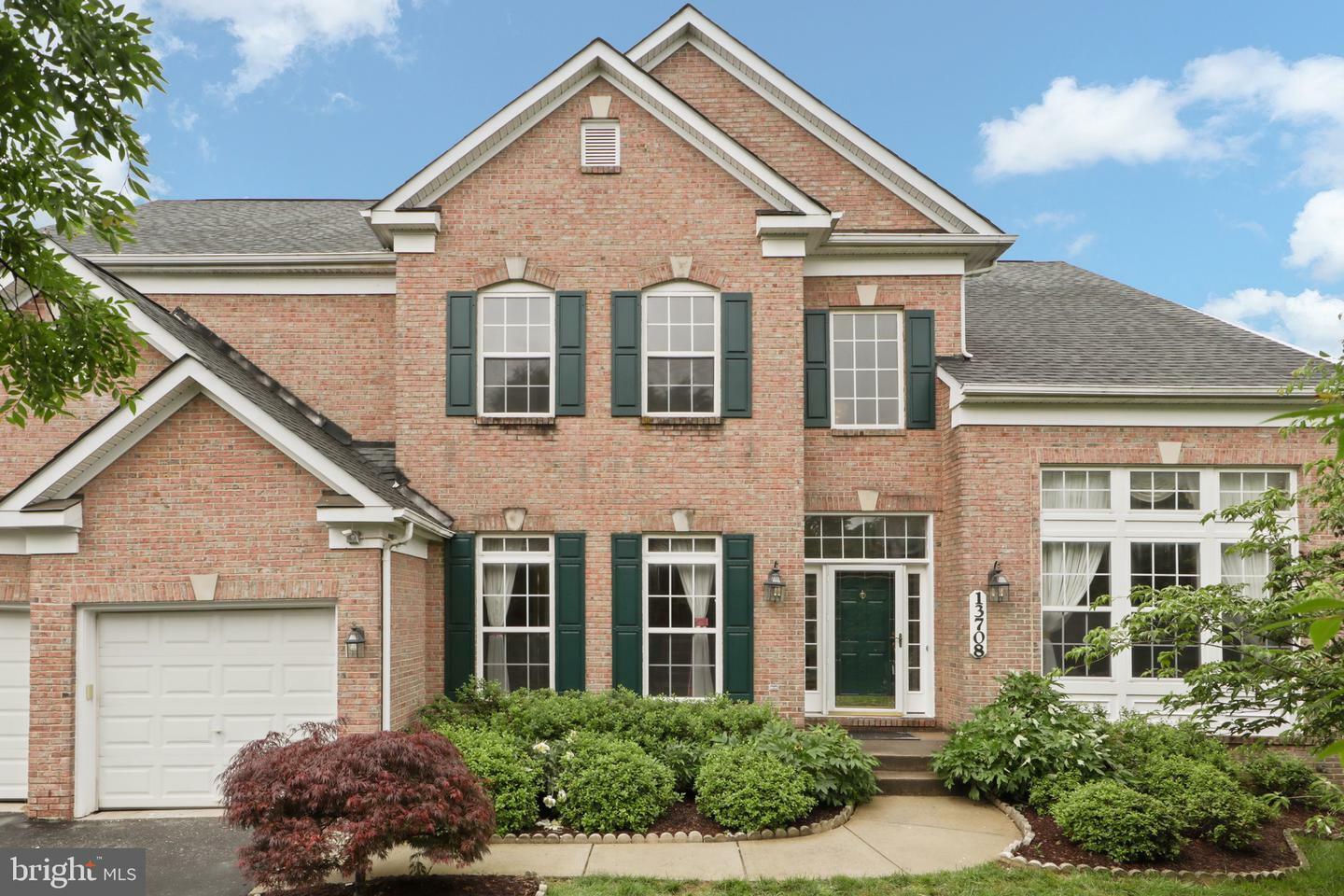 Property Photo: 13708 Mills Farm Rd MD 20850