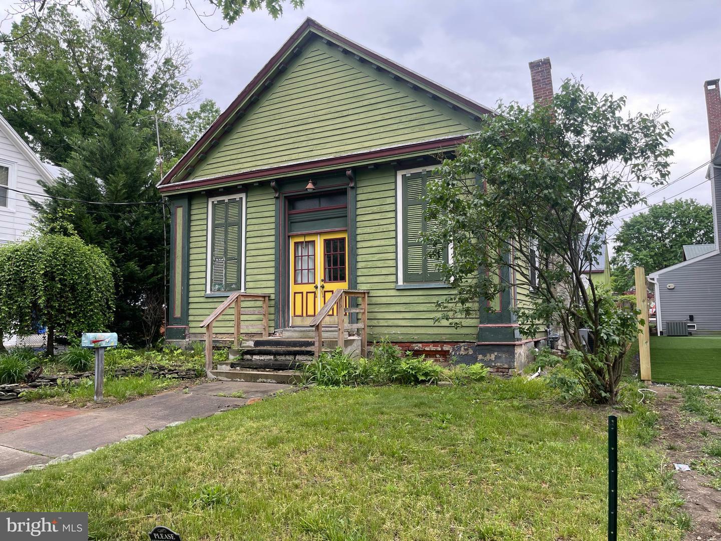 Property Photo: 120 Hanover Street NJ 08068