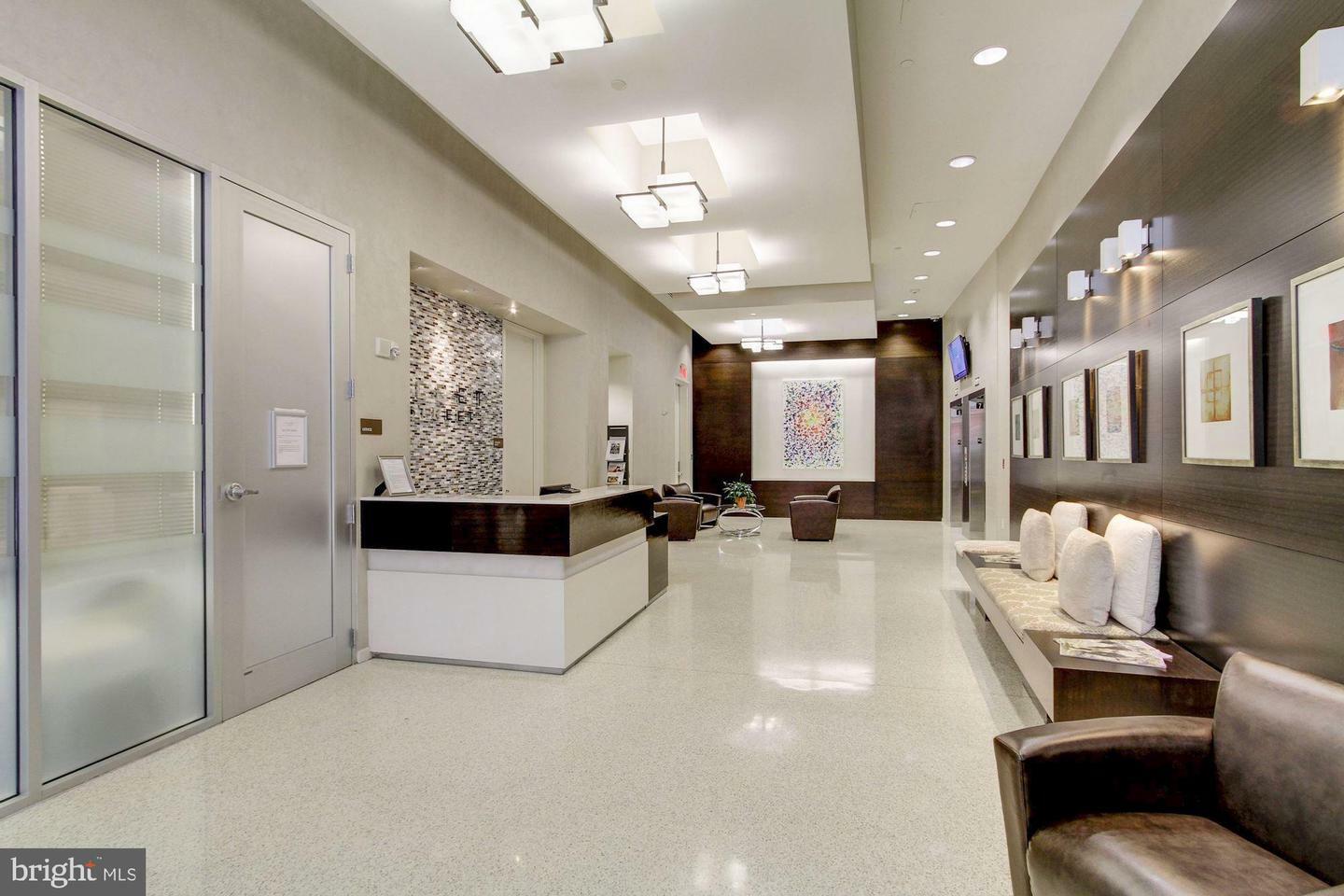 Property Photo: 157 Fleet Street 303 MD 20745