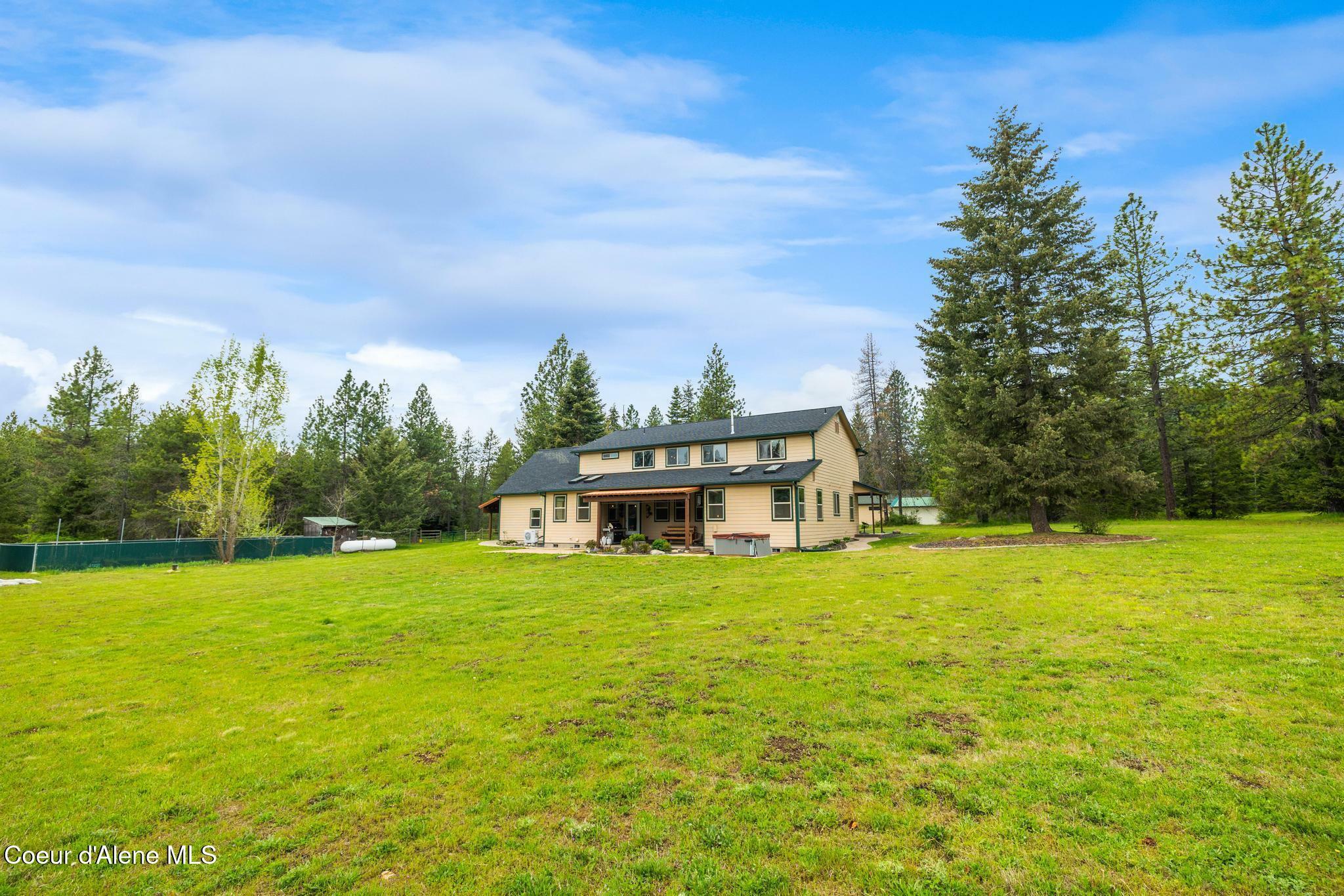 Property Photo:  27464 N Timber Ridge Road  ID 83858 