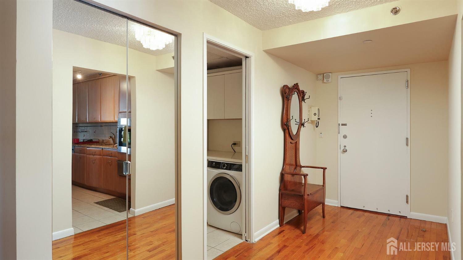 Property Photo: 30 So. Adelaide Avenue 7H NJ 08904