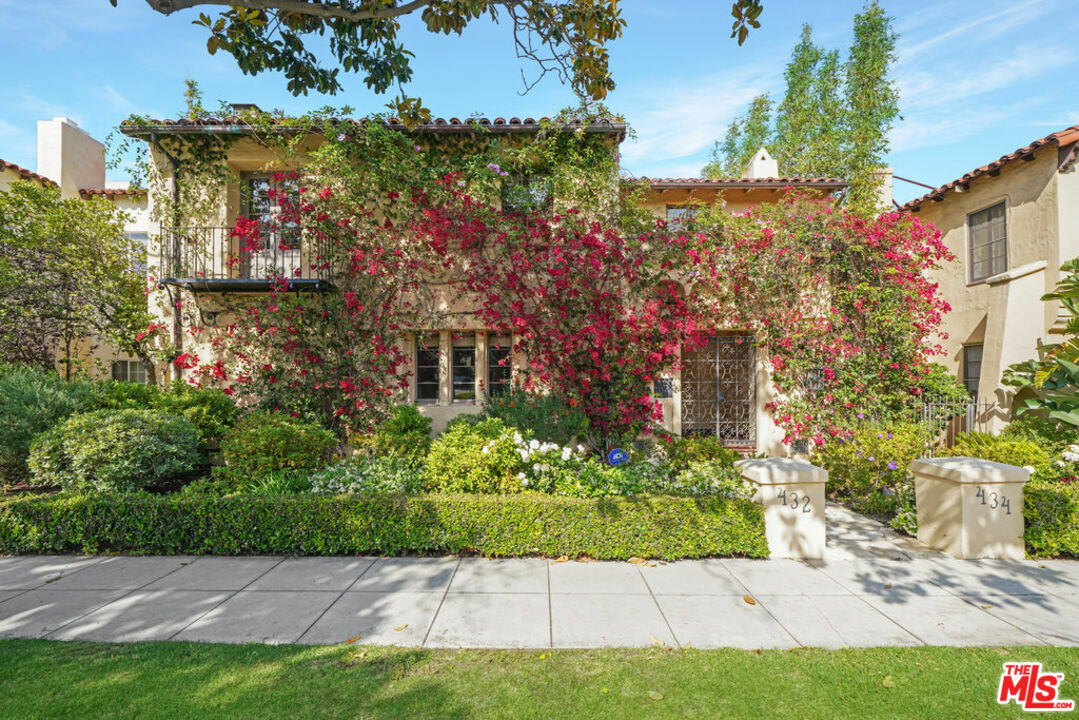 Photo de la propriété: 432 Smithwood Dr CA 90212