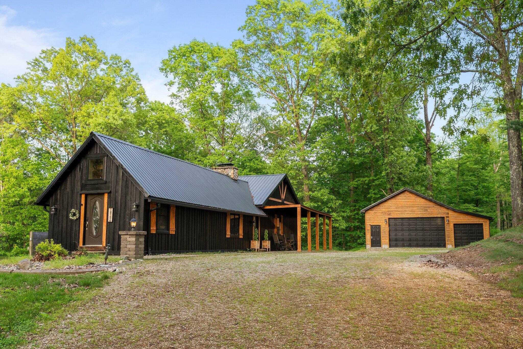 18156 Thompson Ridge Road  Laurelville OH 43135 photo