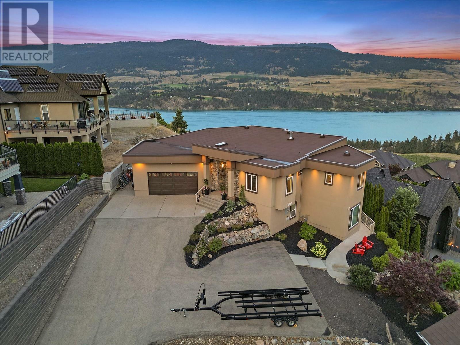 Property Photo:  2602 Lake Breeze Court  BC V4V 2N1 
