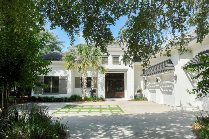 Property Photo:  489 Regatta Bay Boulevard  FL 32541 