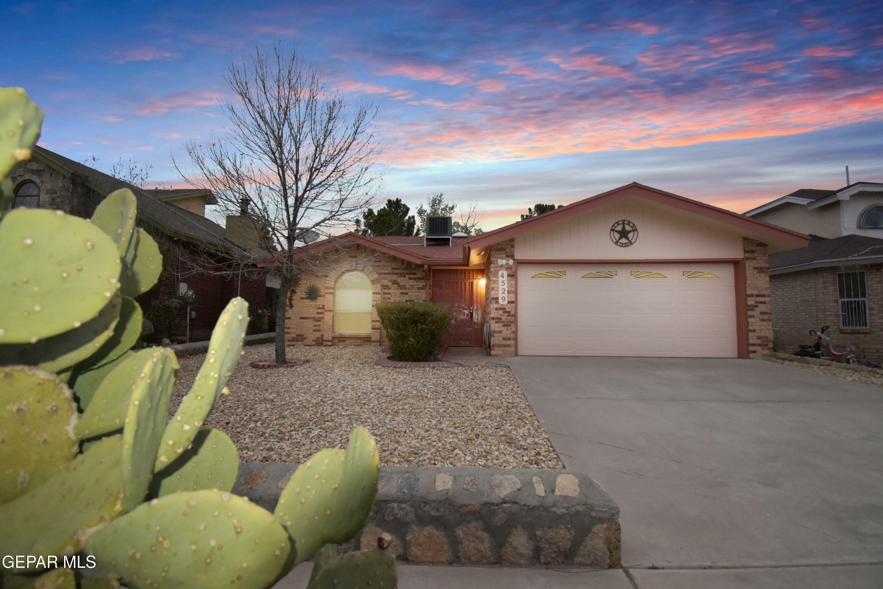 Property Photo: 4529 Loma Grande Drive TX 79934
