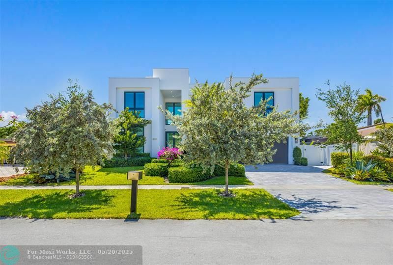 Property Photo: 2001 Marietta Drive FL 33316