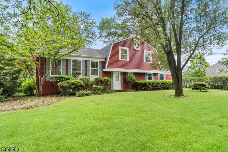 Property Photo: 14 Sherwood Close NJ 08844