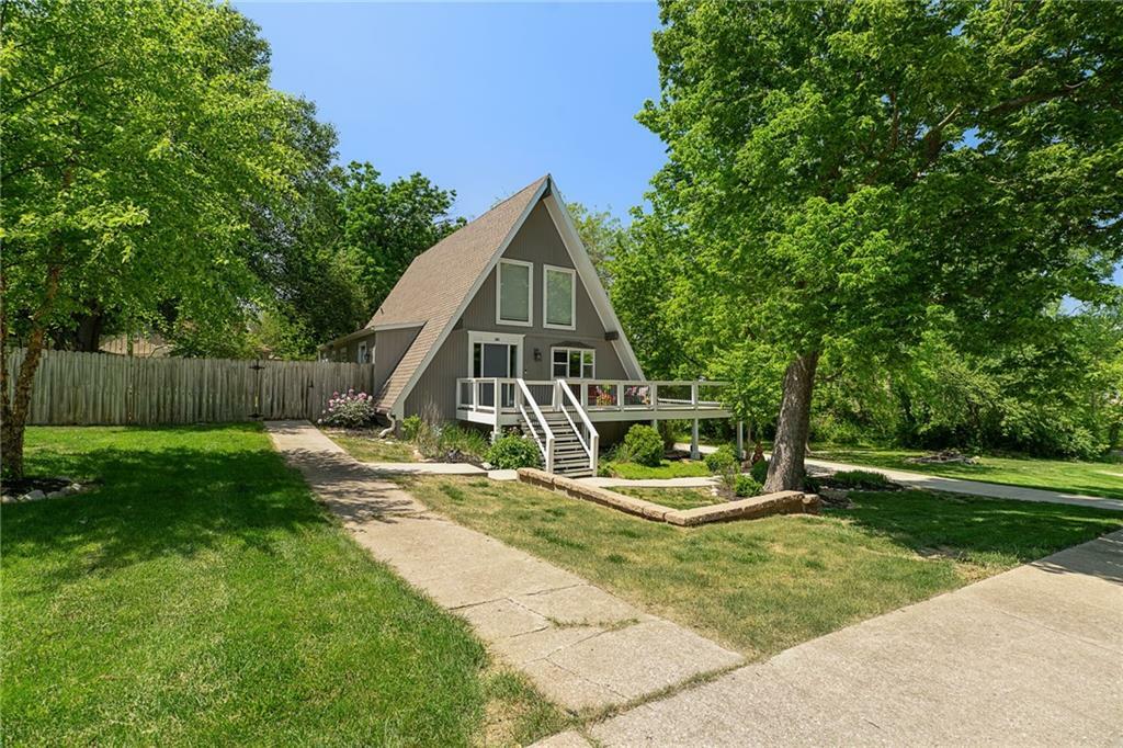 Property Photo:  6904 Millridge Street  KS 66218 