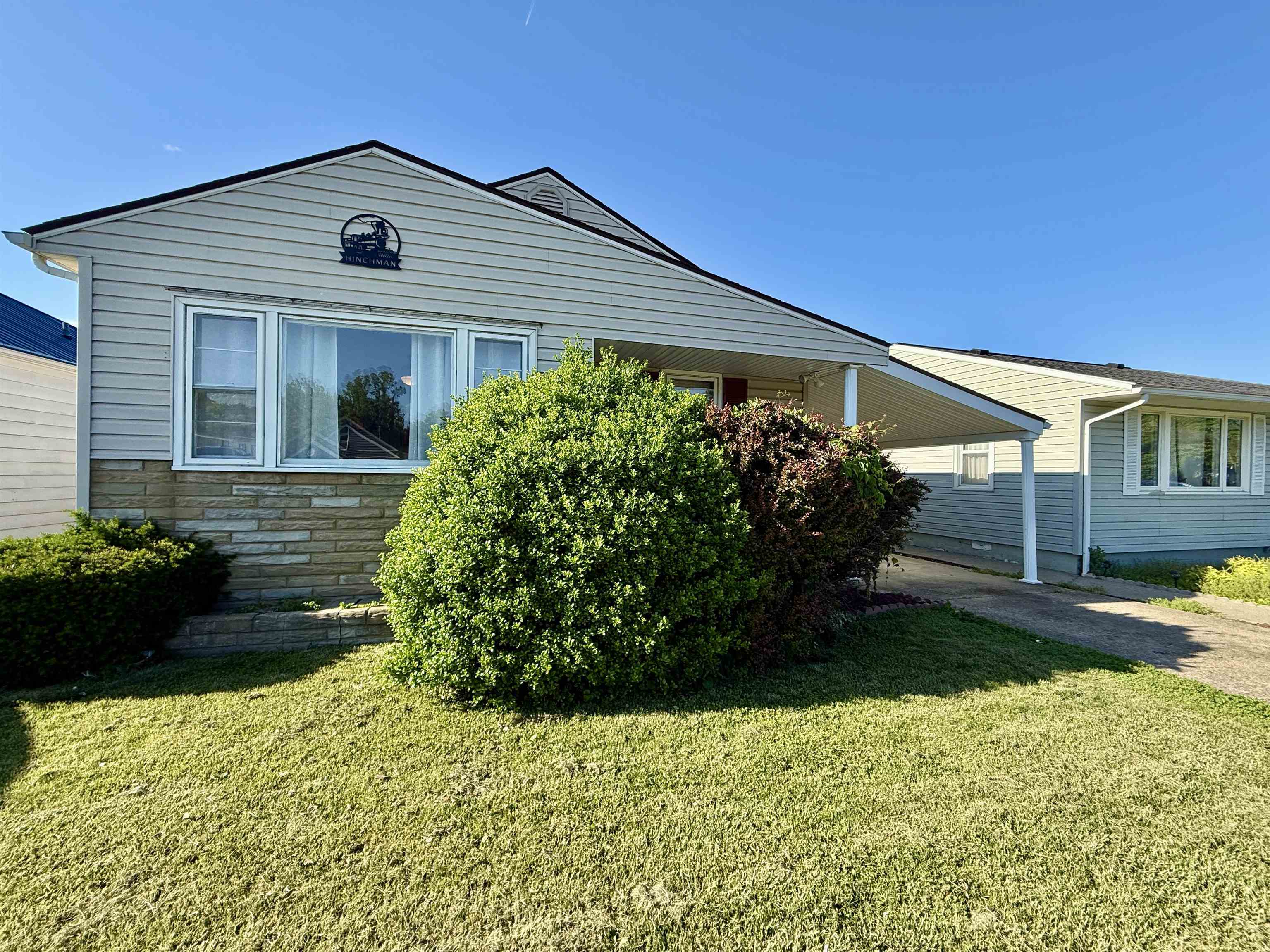 Property Photo: 3608 Crane Avenue WV 25705