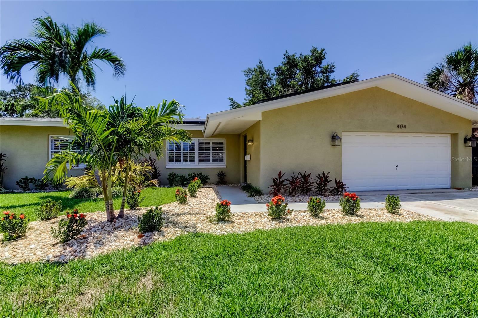 Property Photo: 4174 14th Lane NE FL 33703