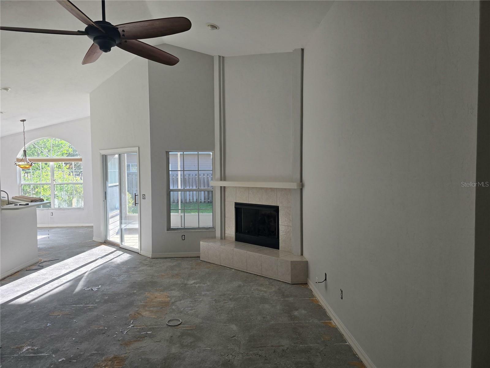 Property Photo: 6048 NW 36th Terrace FL 32653