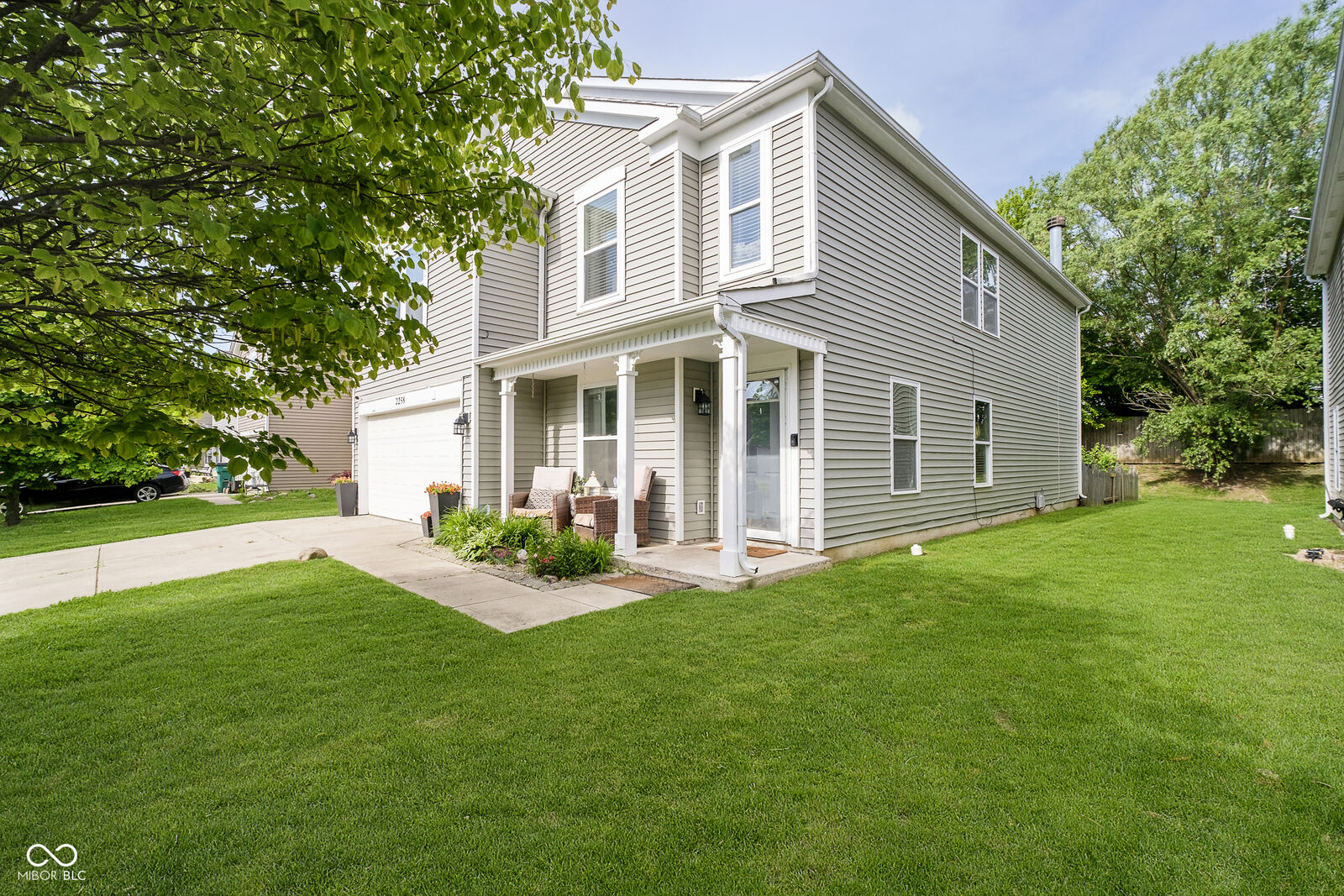 Property Photo:  2258 Bridlewood Drive  IN 46131 