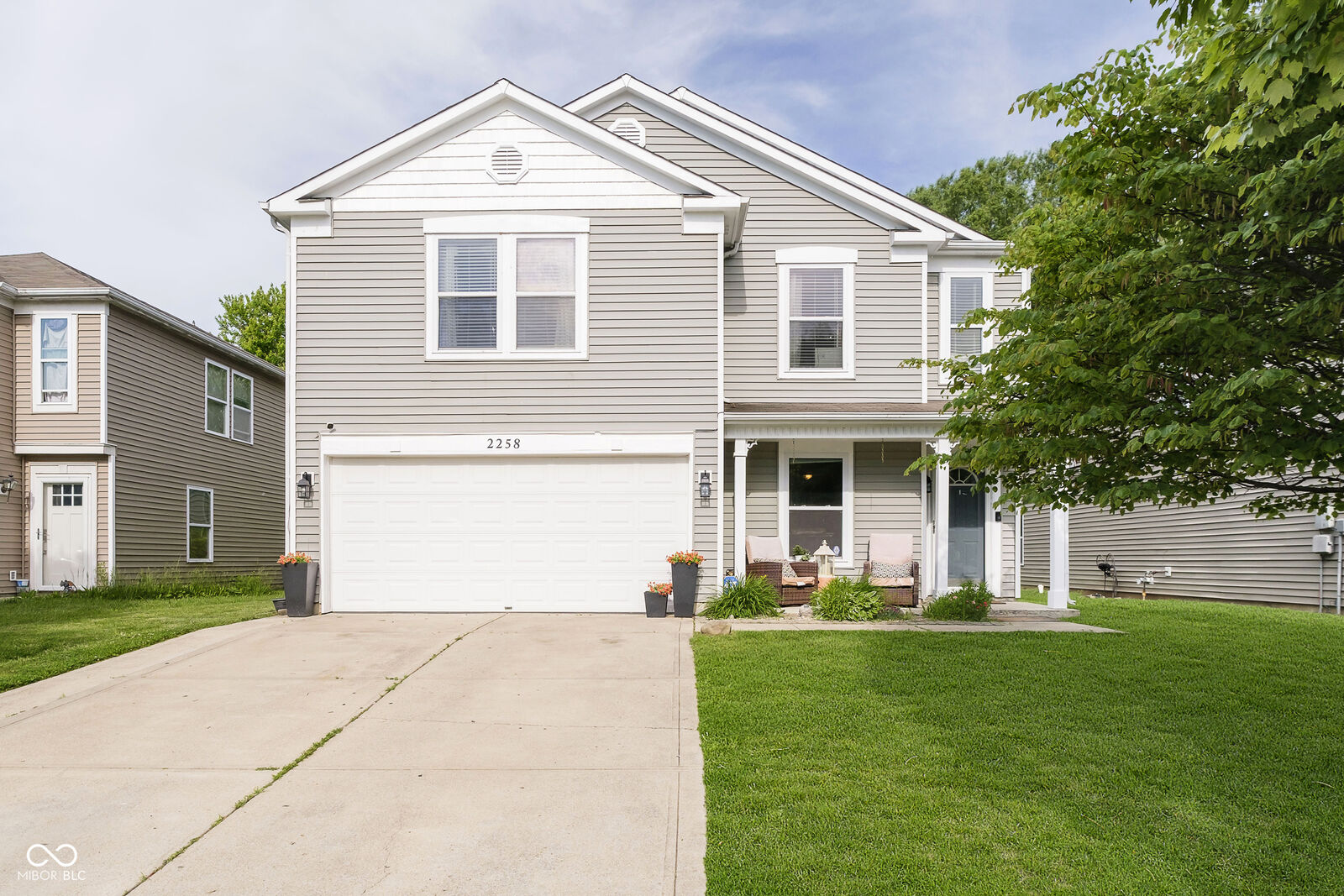 Property Photo: 2258 Bridlewood Drive IN 46131