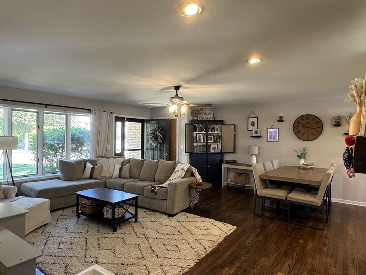 Property Photo: 340 N Mulberry Street IL 60941