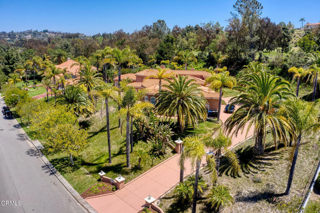 Property Photo: 1690 Calle Tierra Vista CA 93010