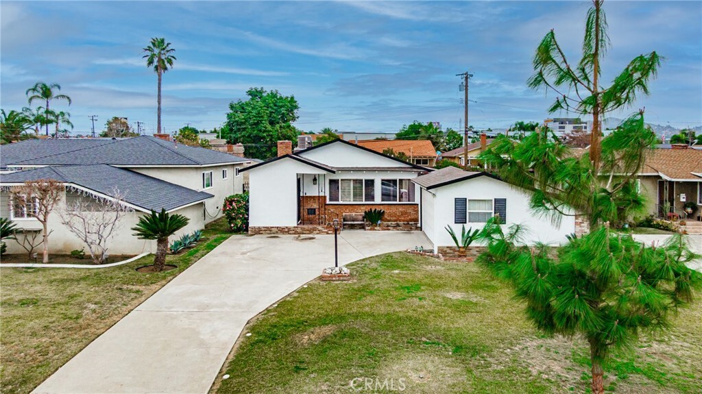 Property Photo: 824 S Fenimore Avenue CA 91723