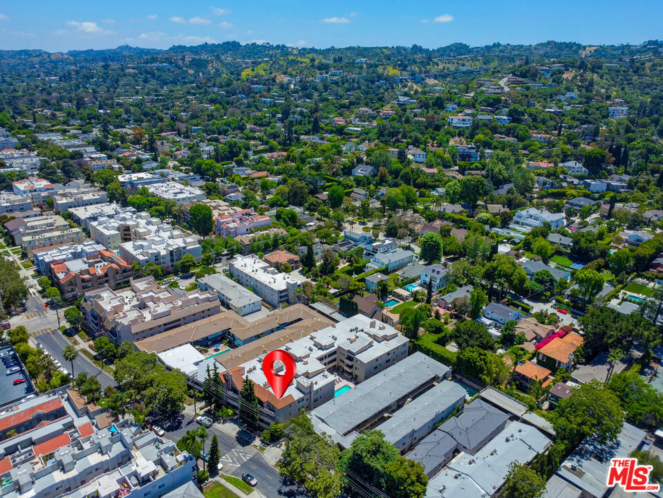 Property Photo:  14630 Dickens Street 102  CA 91403 