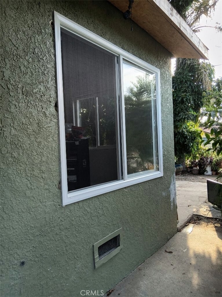 Property Photo: 2506 E 130th Street CA 90222
