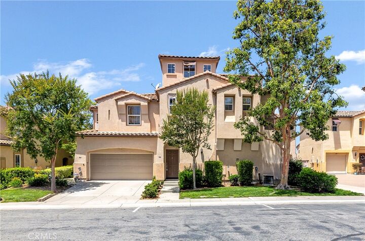 Property Photo: 946 Bolex Way CA 92078
