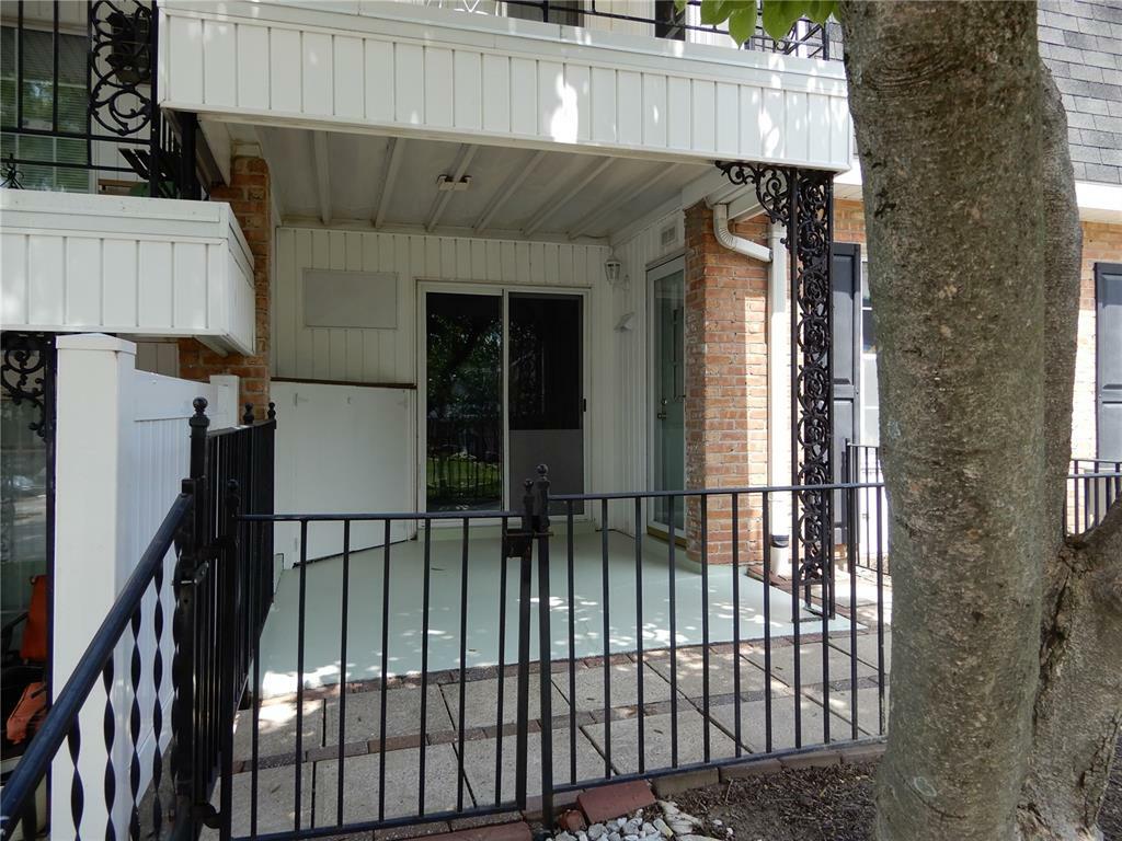 Property Photo: 1714 Herault Place A MO 63125