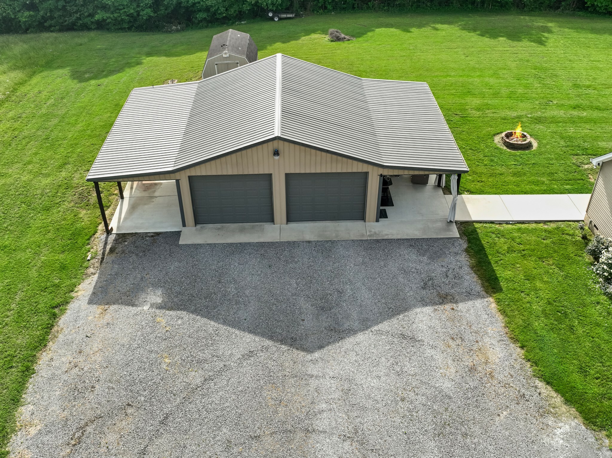 Property Photo: 1383 Smith Chapel Rd TN 37160