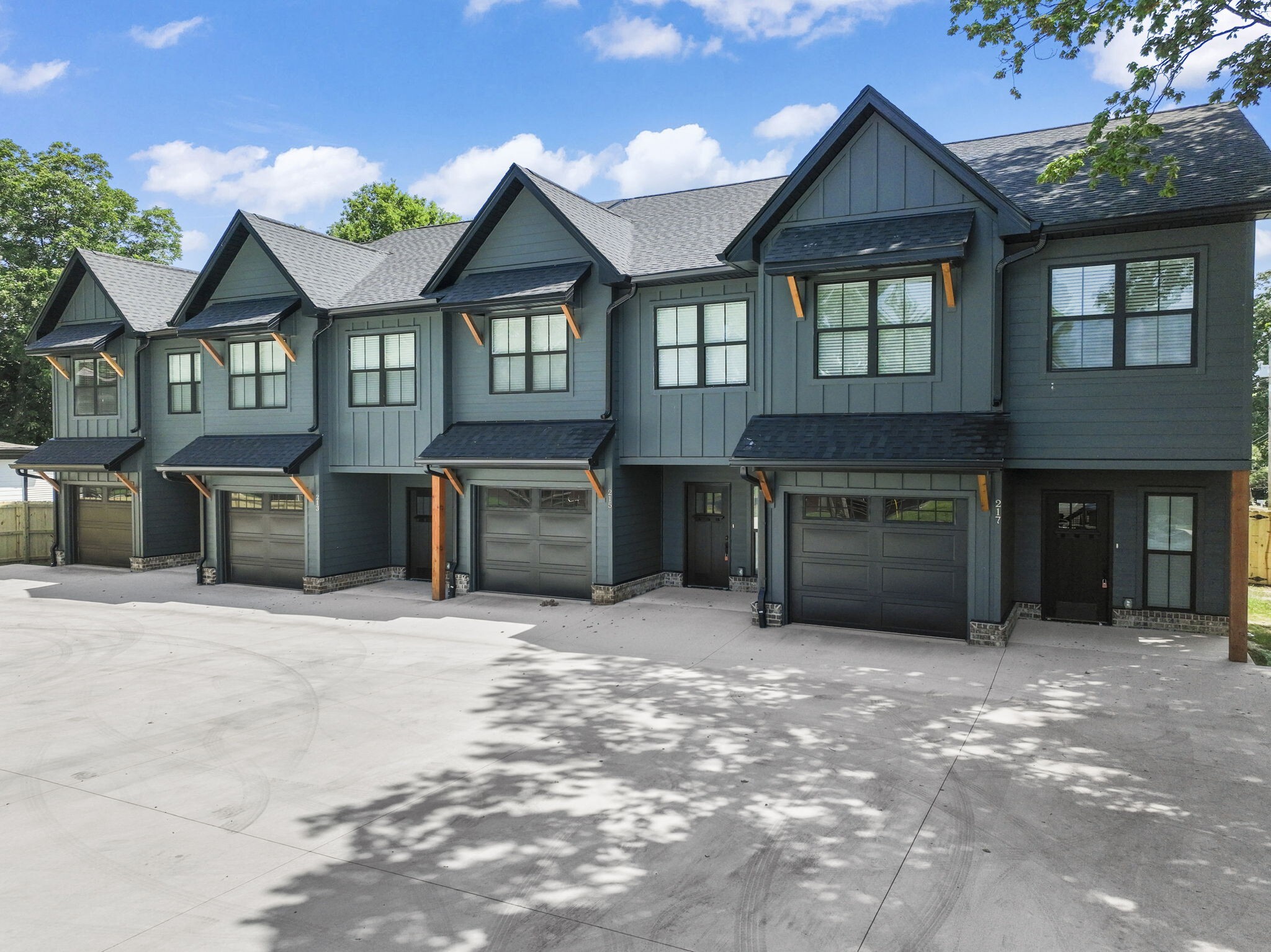 Property Photo: 211 Porter St 211 TN 37398