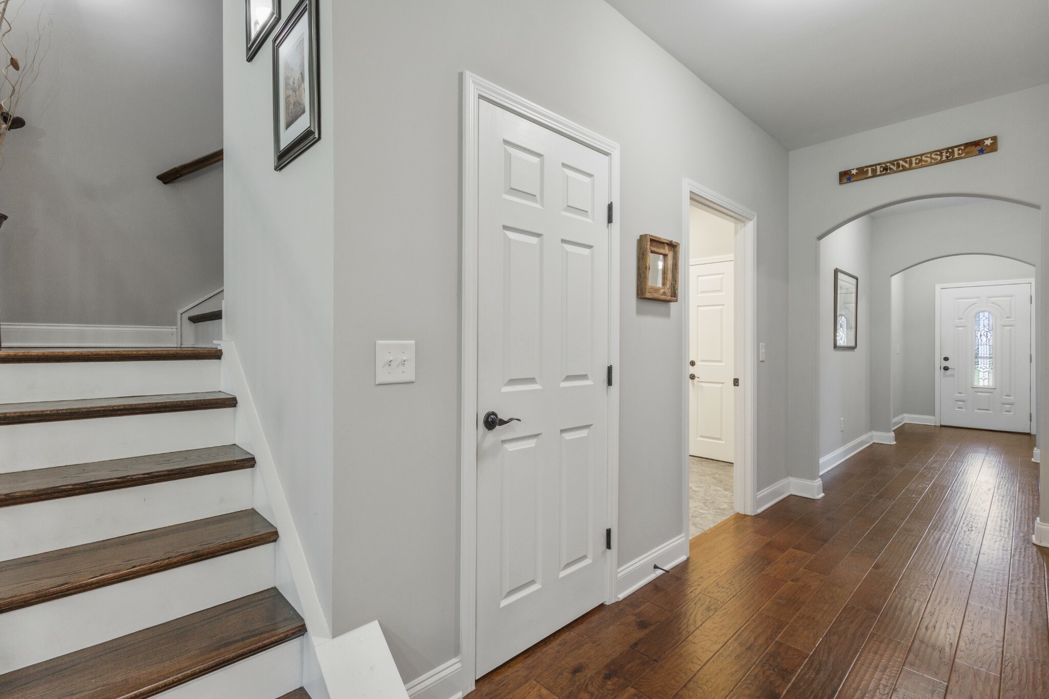 Property Photo: 864 Meadowcrest Way 823 TN 37090