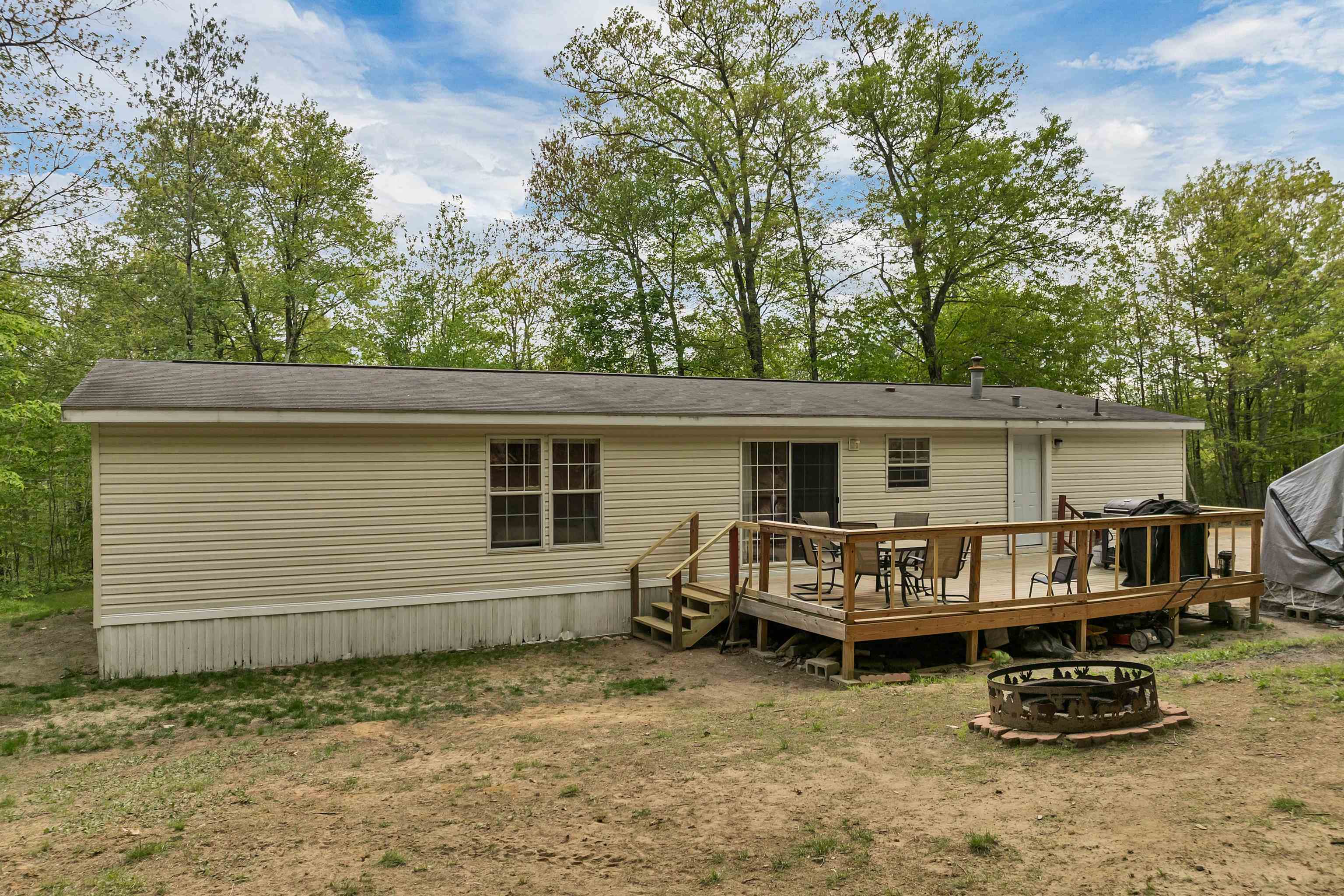 Property Photo: 176 North Ashland Road NH 03217
