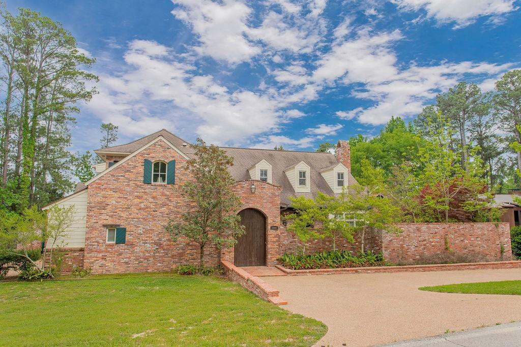 Property Photo: 1355 W Hideaway Lane TX 75771