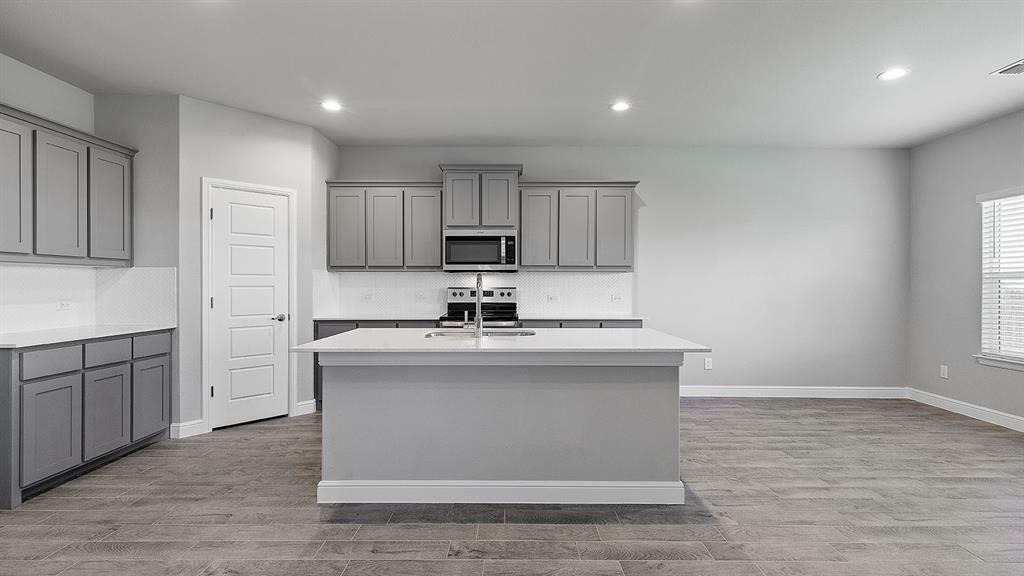 Property Photo:  4249 Cornerstone Circle  TX 76048 