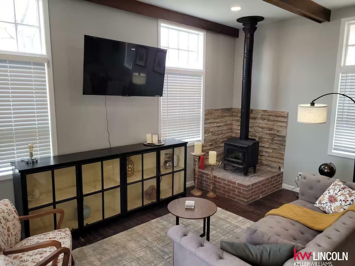 Property Photo: 1850 N 228 Plaza NE 68022