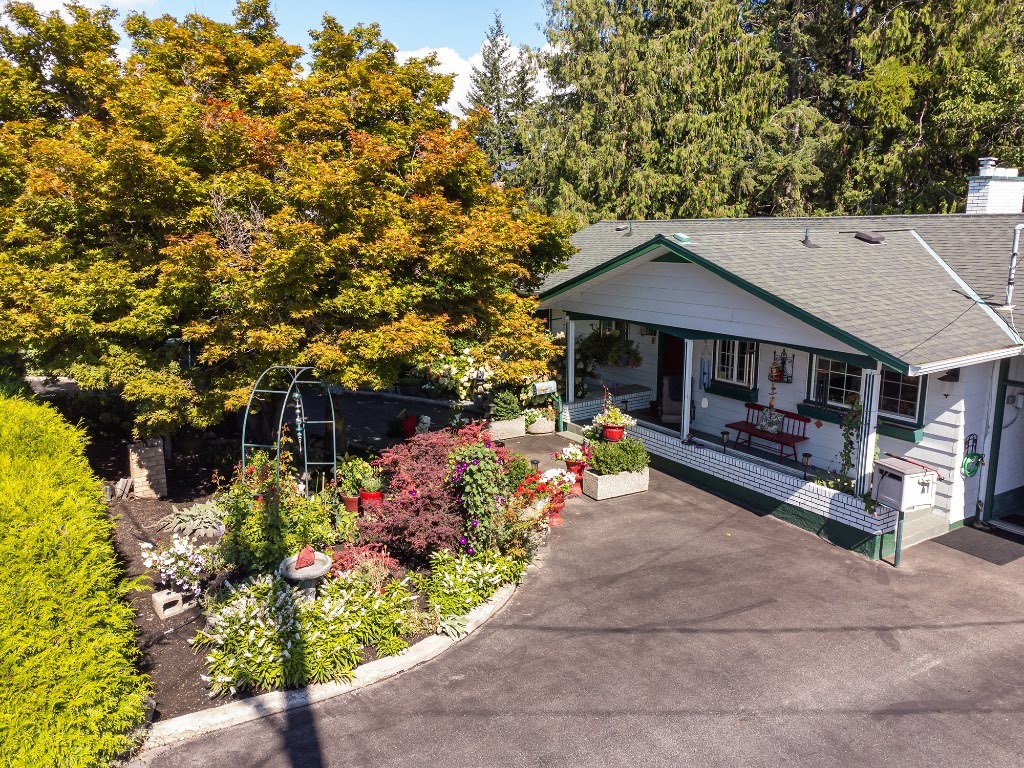 Photo de la propriété: 2507 Hillsborough Road BC V1Z 3E8