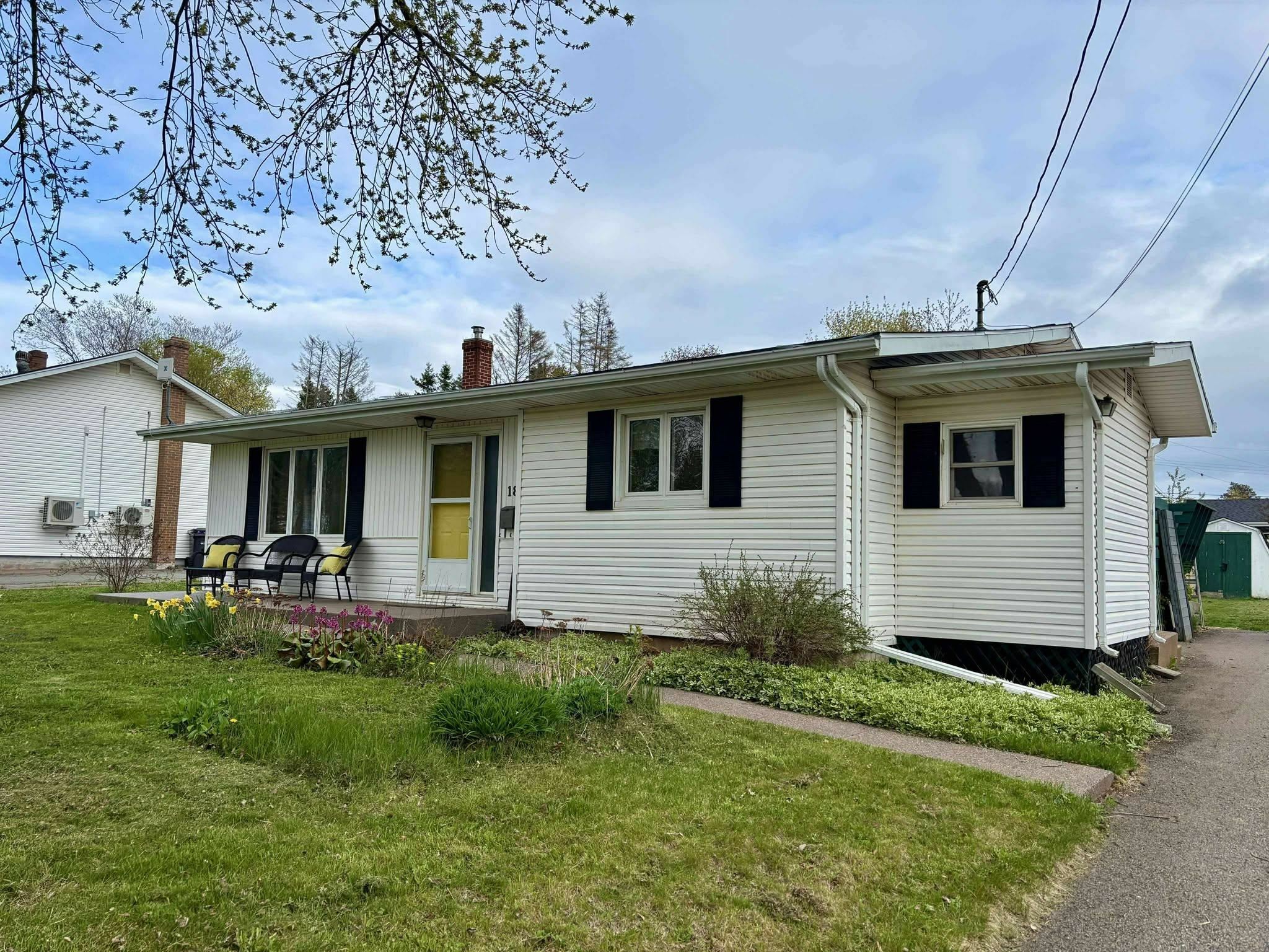 18 Skyview Drive  Charlottetown PE C1A 3A5 photo