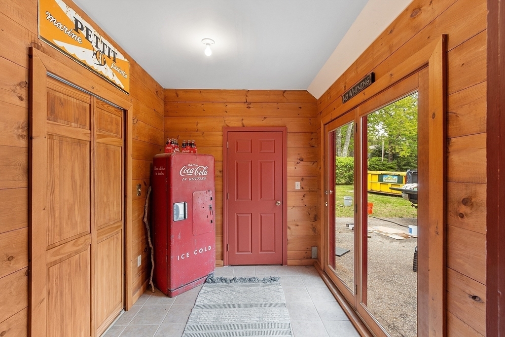 Property Photo: 89 Peach St MA 01005