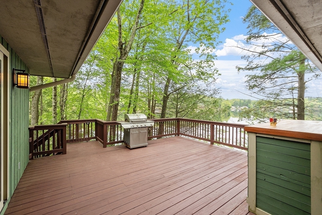 Property Photo: 260 Fort Pond Rd MA 01523