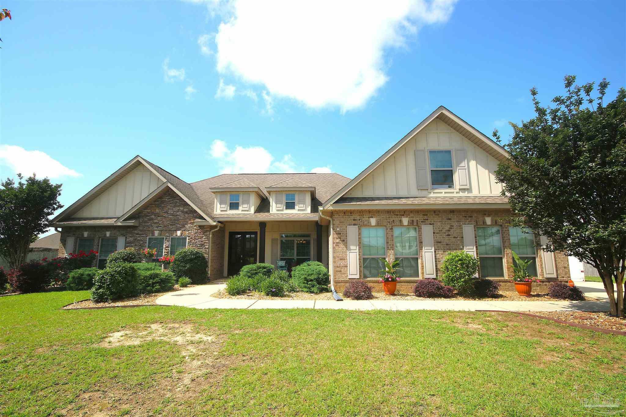 Property Photo:  4125 Tamworth Ct  FL 32571 