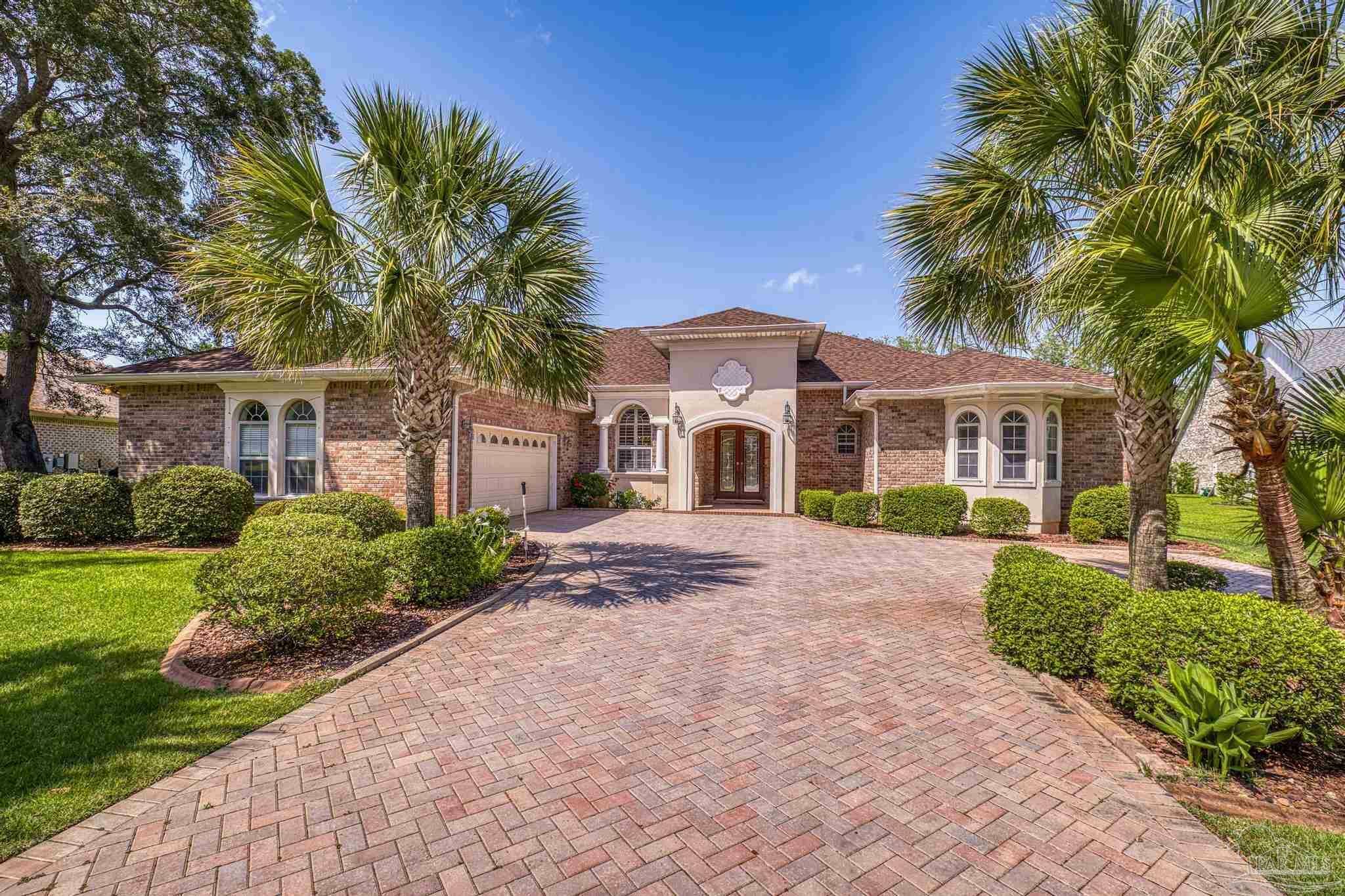 Property Photo: 2796 Pebble Beach Dr FL 32566